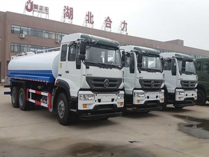 重汽斯太尔18吨洒水车-18吨绿化洒水车